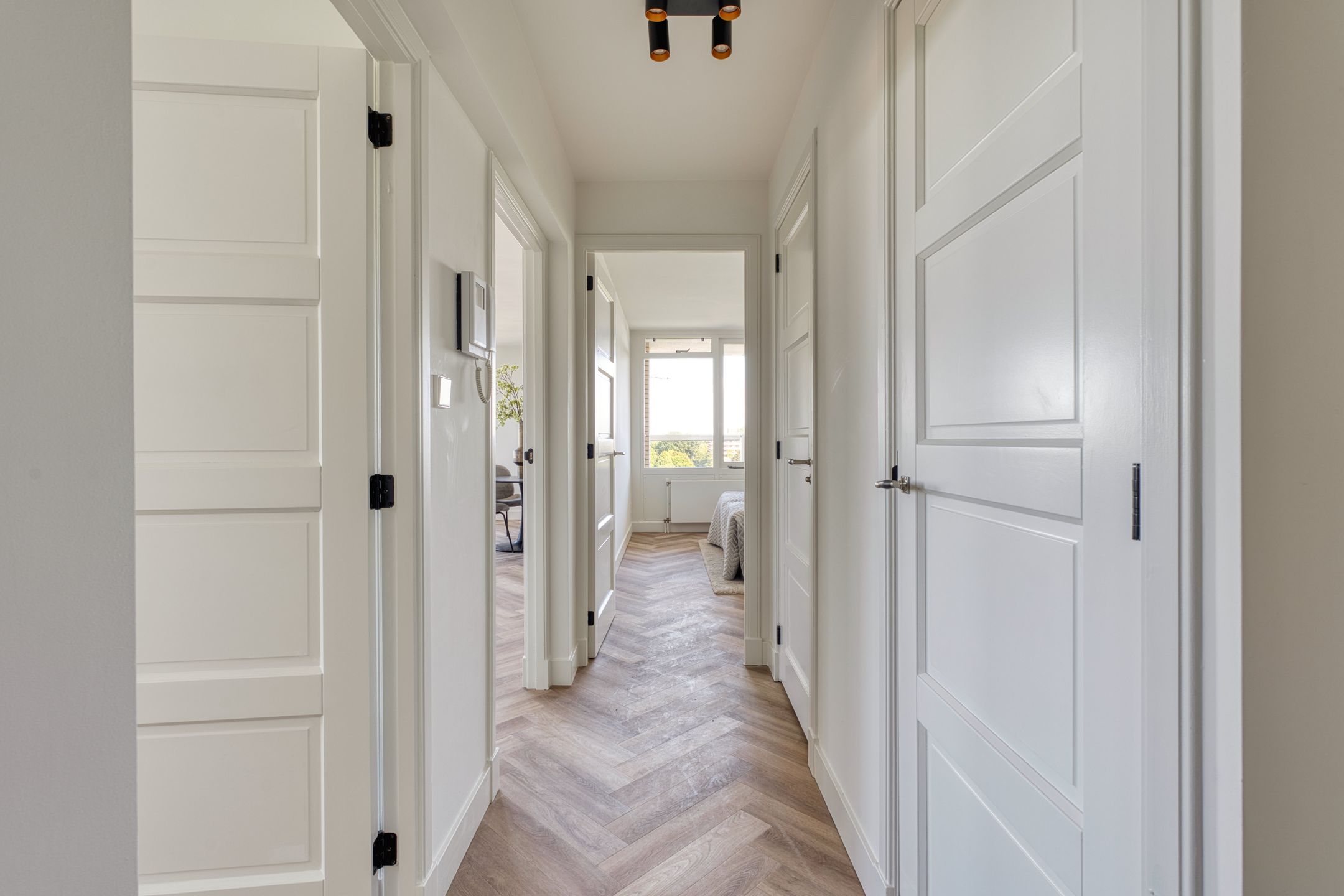 Photo 12 of Dr. Willem Dreesweg 363