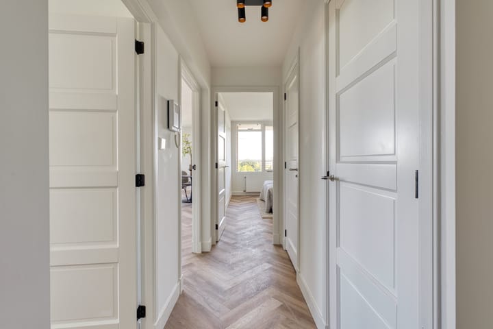 Photo 12 of Dr. Willem Dreesweg 363