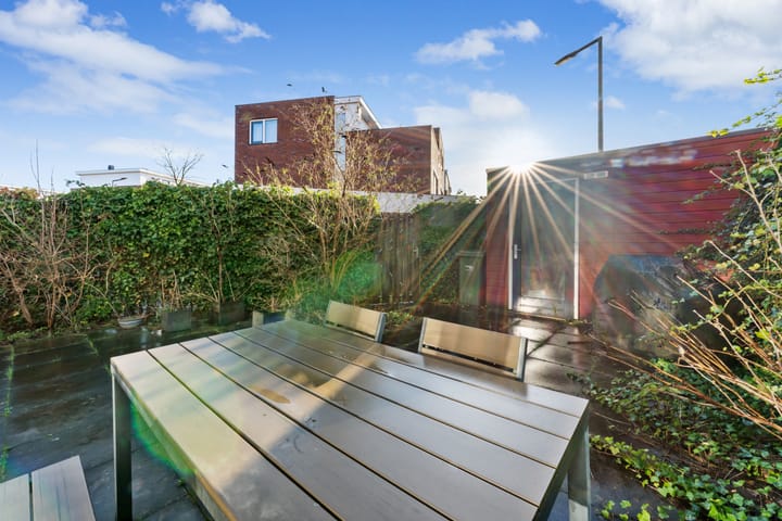 Foto 5 van Spireastraat 4