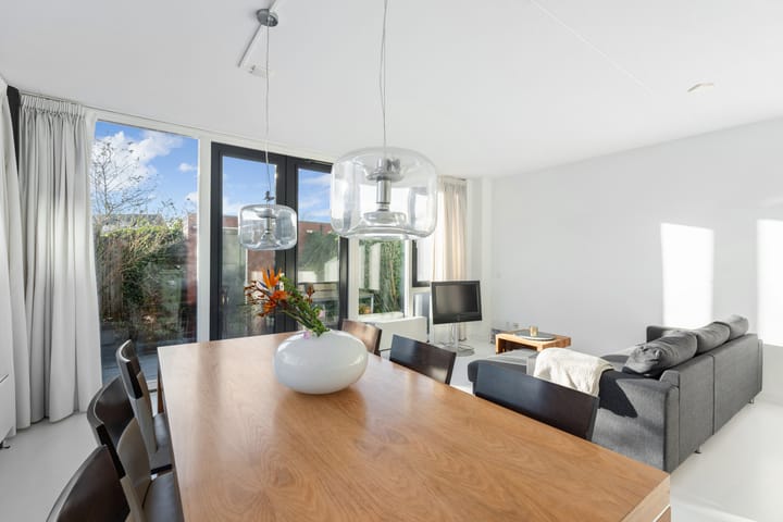 Foto 10 van Spireastraat 4