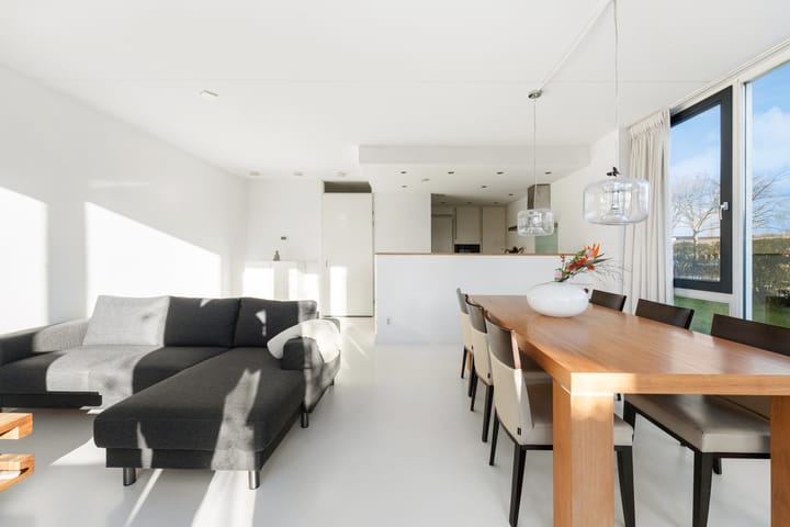 Foto 16 van Spireastraat 4