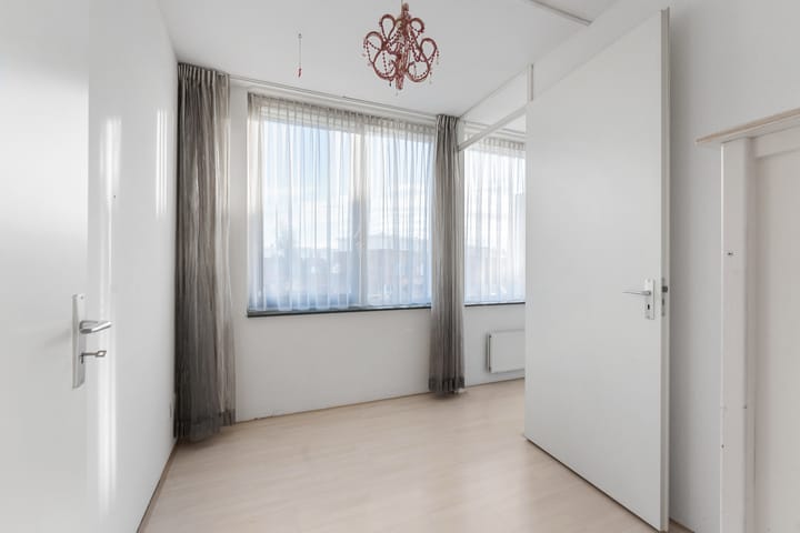 Foto 25 van Spireastraat 4