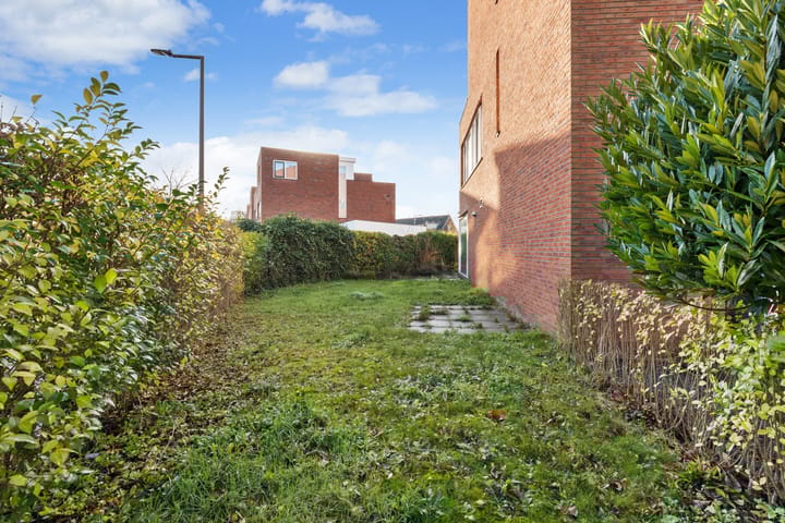 Foto 40 van Spireastraat 4