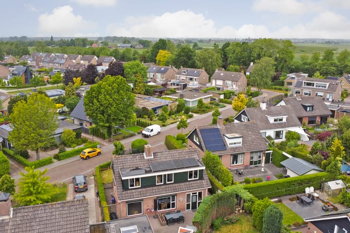 Photo 44 of Van Hoekenstraat 7