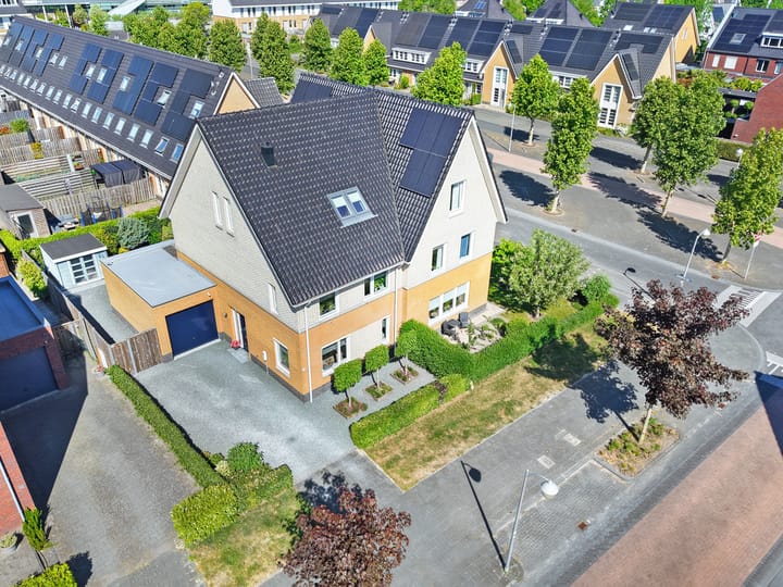 Foto 2 van Straat van Messina 8