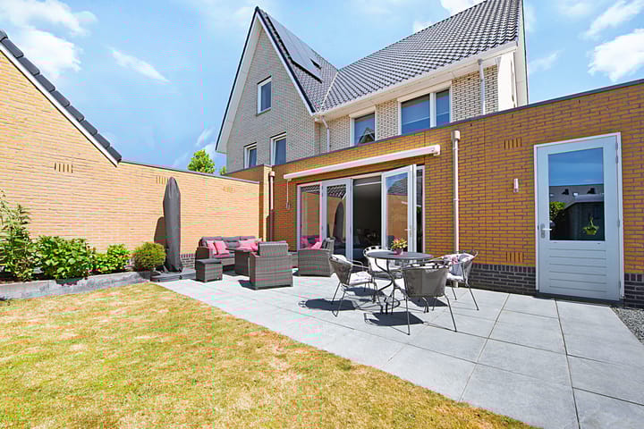 Foto 37 van Straat van Messina 8