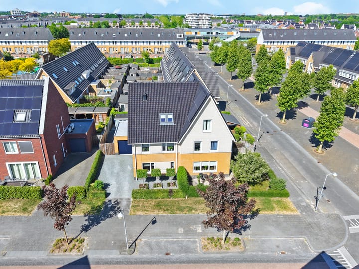 Foto 40 van Straat van Messina 8