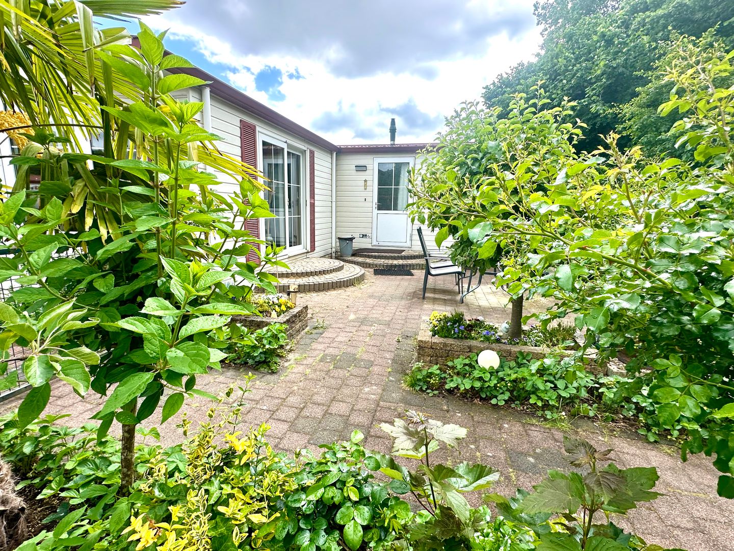 Foto 19 van Banstraat 25-430