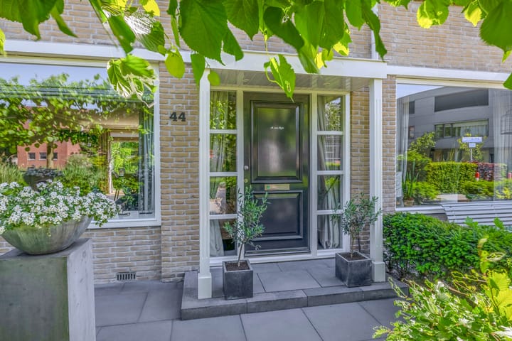 Foto 5 van Dr. J.J.P. Oudsingel 44