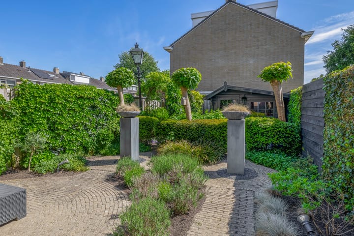 Foto 38 van Dr. J.J.P. Oudsingel 44