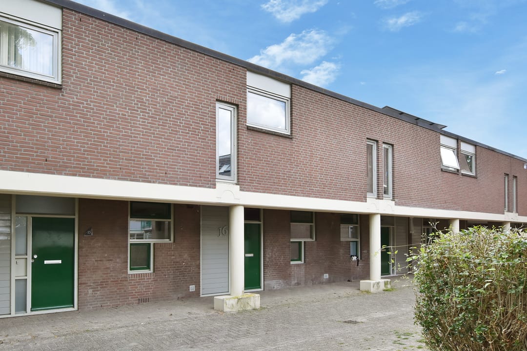 Foto 1 van Castor 16