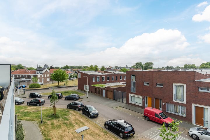 Foto 9 van Jan van der Heijdenstraat 58