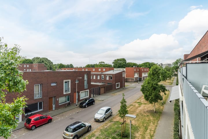 Foto 10 van Jan van der Heijdenstraat 58