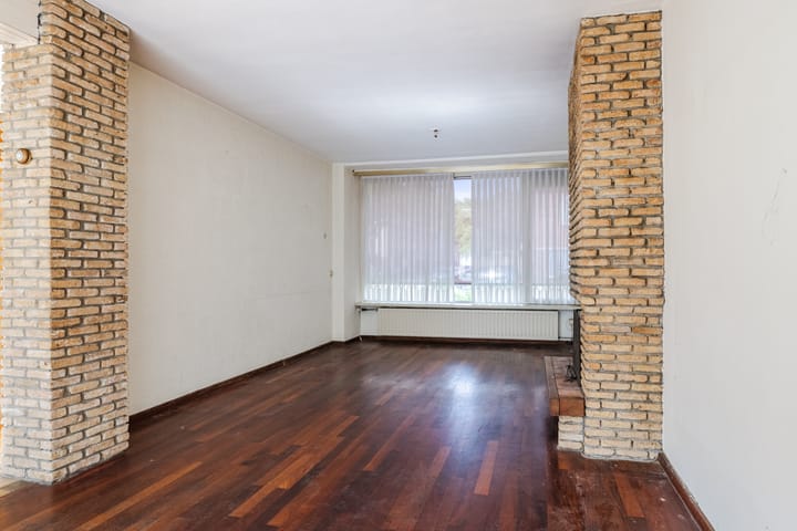 Photo 3 of Kruisherenstraat 38