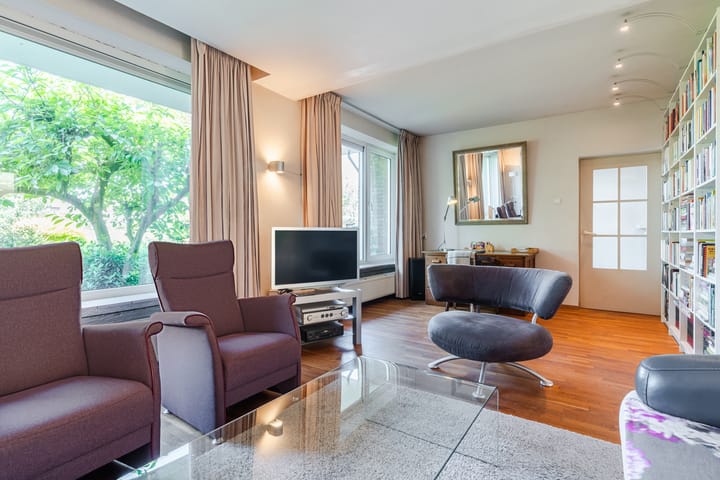 Foto 11 van Rozelaar 12