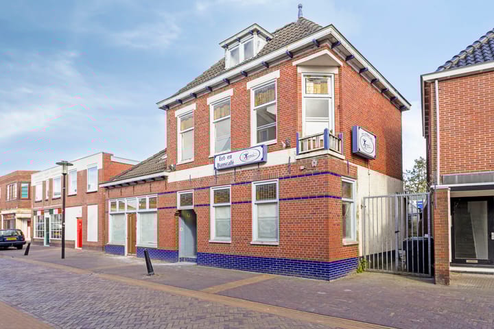 Photo 2 of Leeuwstraat 2-A