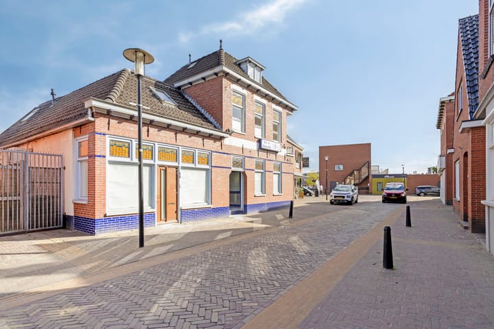 Photo 3 of Leeuwstraat 2-A