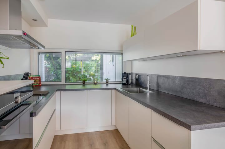 Foto 16 van Marinus Batenburgplein 12