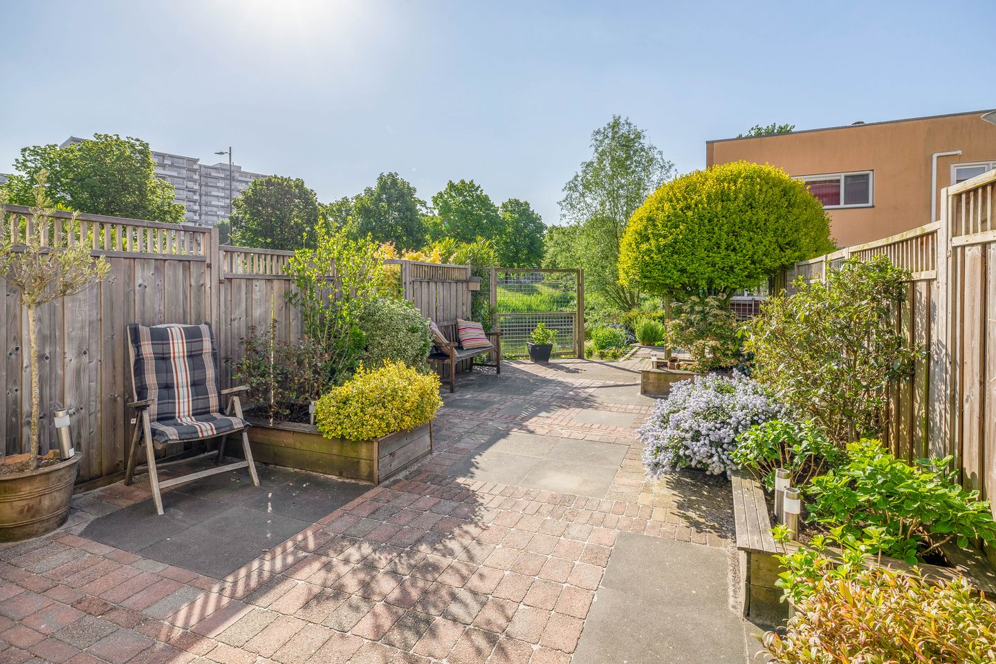 Foto 34 van Marinus Batenburgplein 12