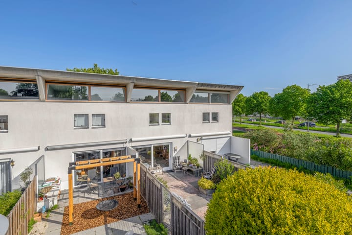 Foto 40 van Marinus Batenburgplein 12