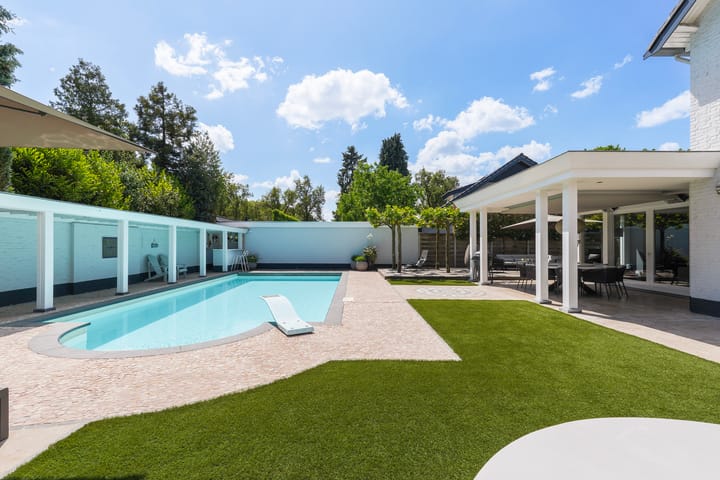 Photo 41 of Massenetlaan 8