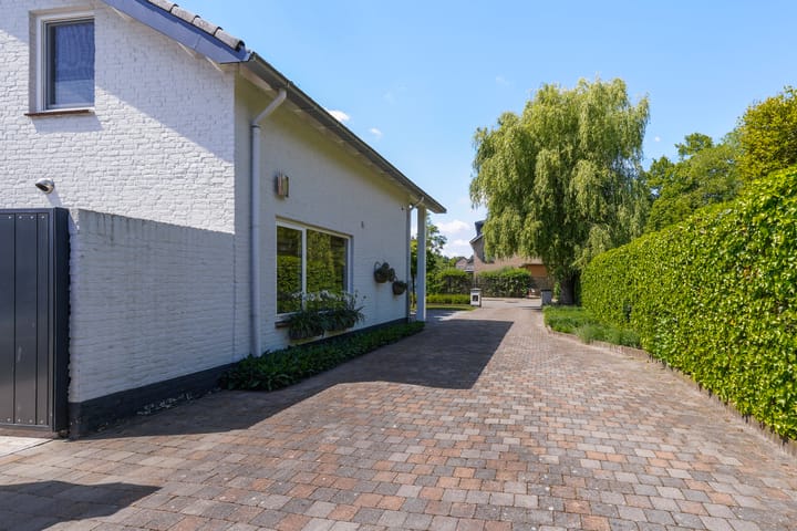 Photo 50 of Massenetlaan 8