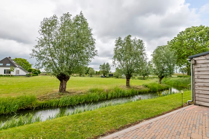 Photo 2 of Kermenstein 88