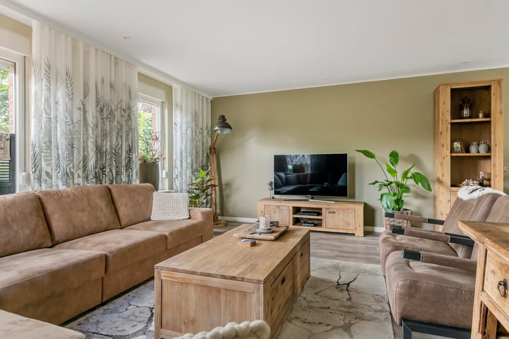 Photo 6 of Kermenstein 88