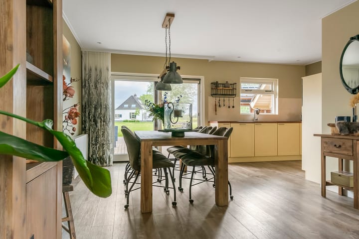 Photo 9 of Kermenstein 88