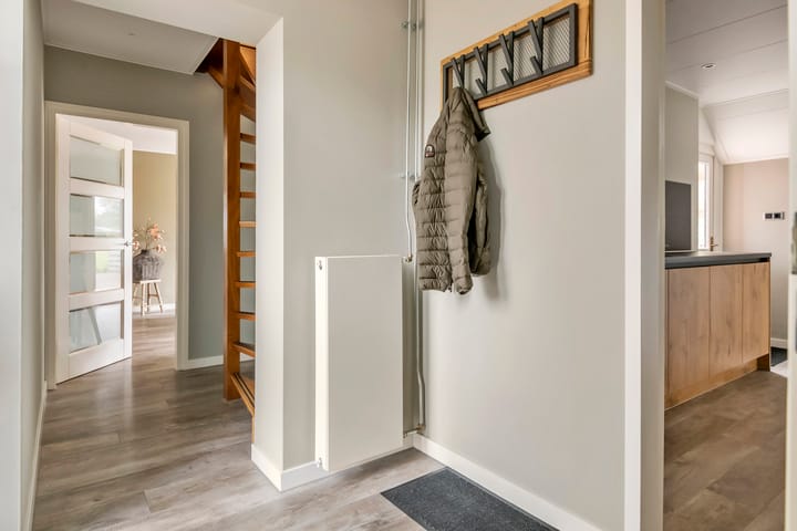 Photo 28 of Kermenstein 88