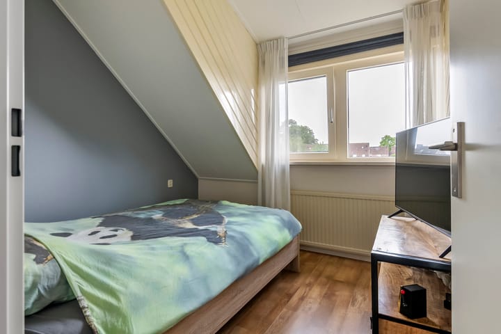 Photo 32 of Kermenstein 88