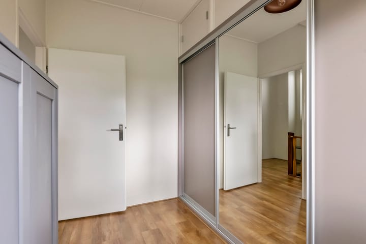 Photo 37 of Kermenstein 88