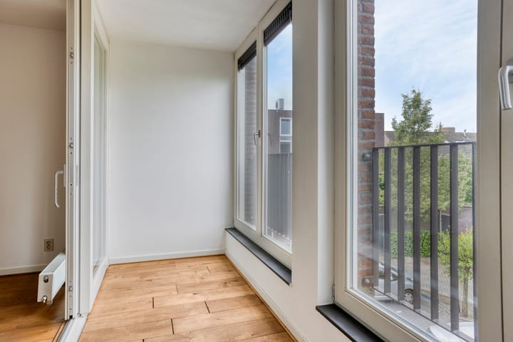 Foto 15 van Boomstraat 124