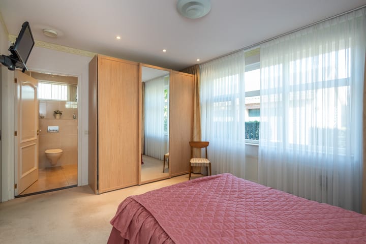 Foto 20 van Middeldijk 76