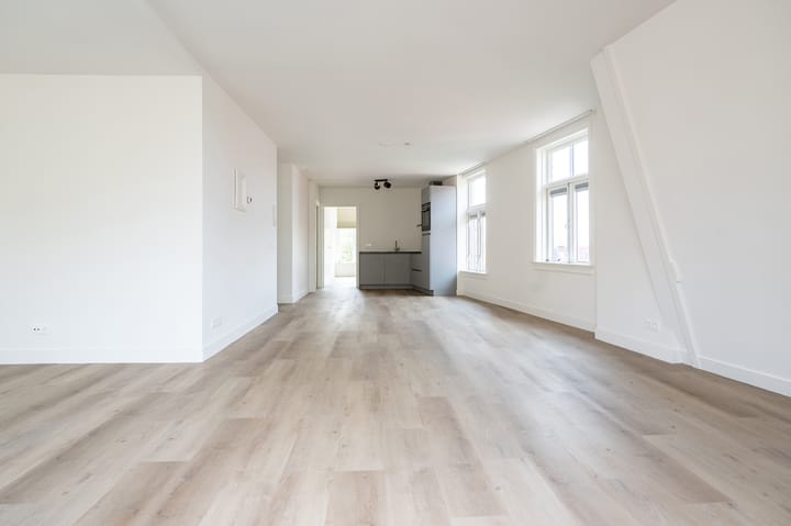 Foto 8 van Emmastraat 11-B