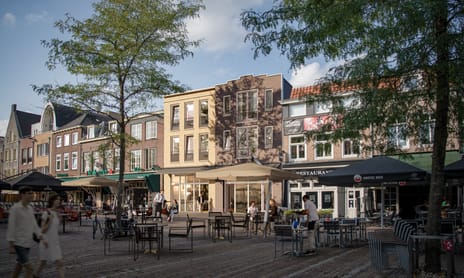 Image of Plein Galleried apartment