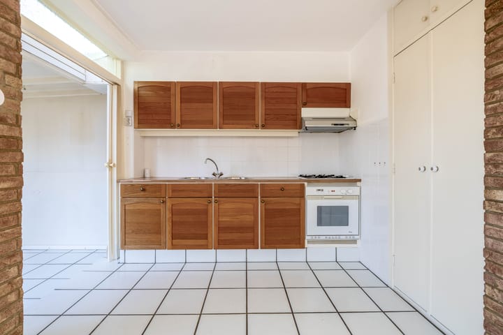 Foto 10 van Troelstrastraat 20