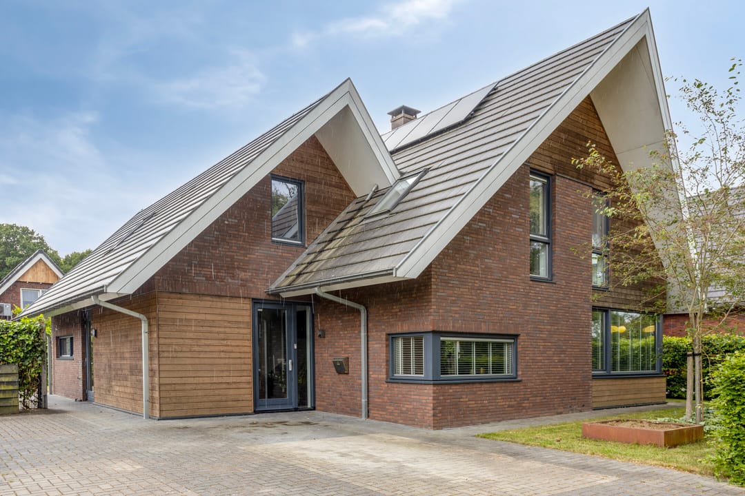 Photo 2 of Ensink 19