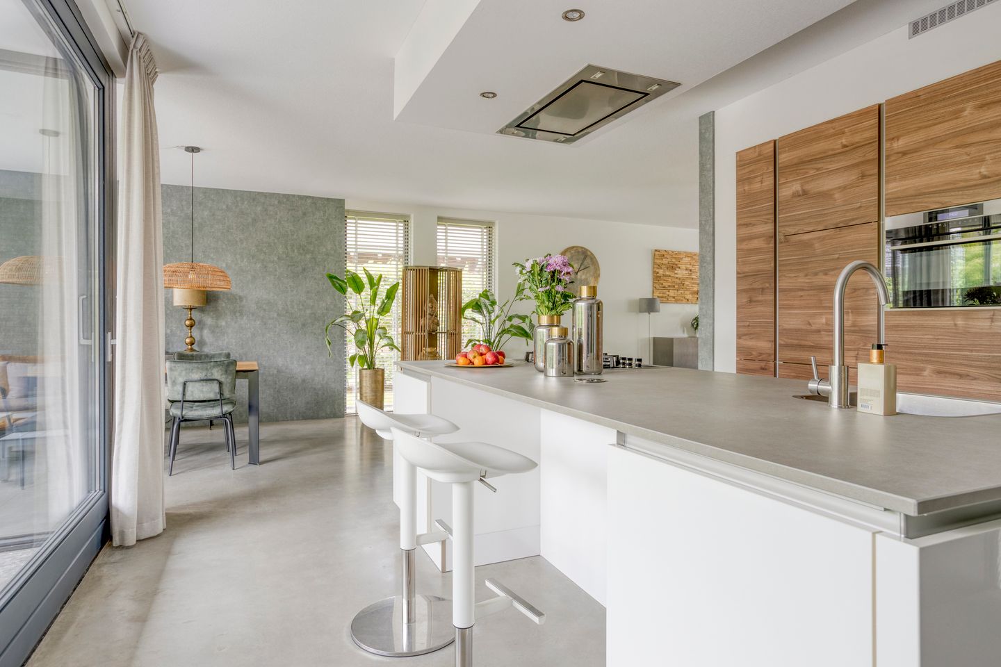 Photo 4 of Ensink 19