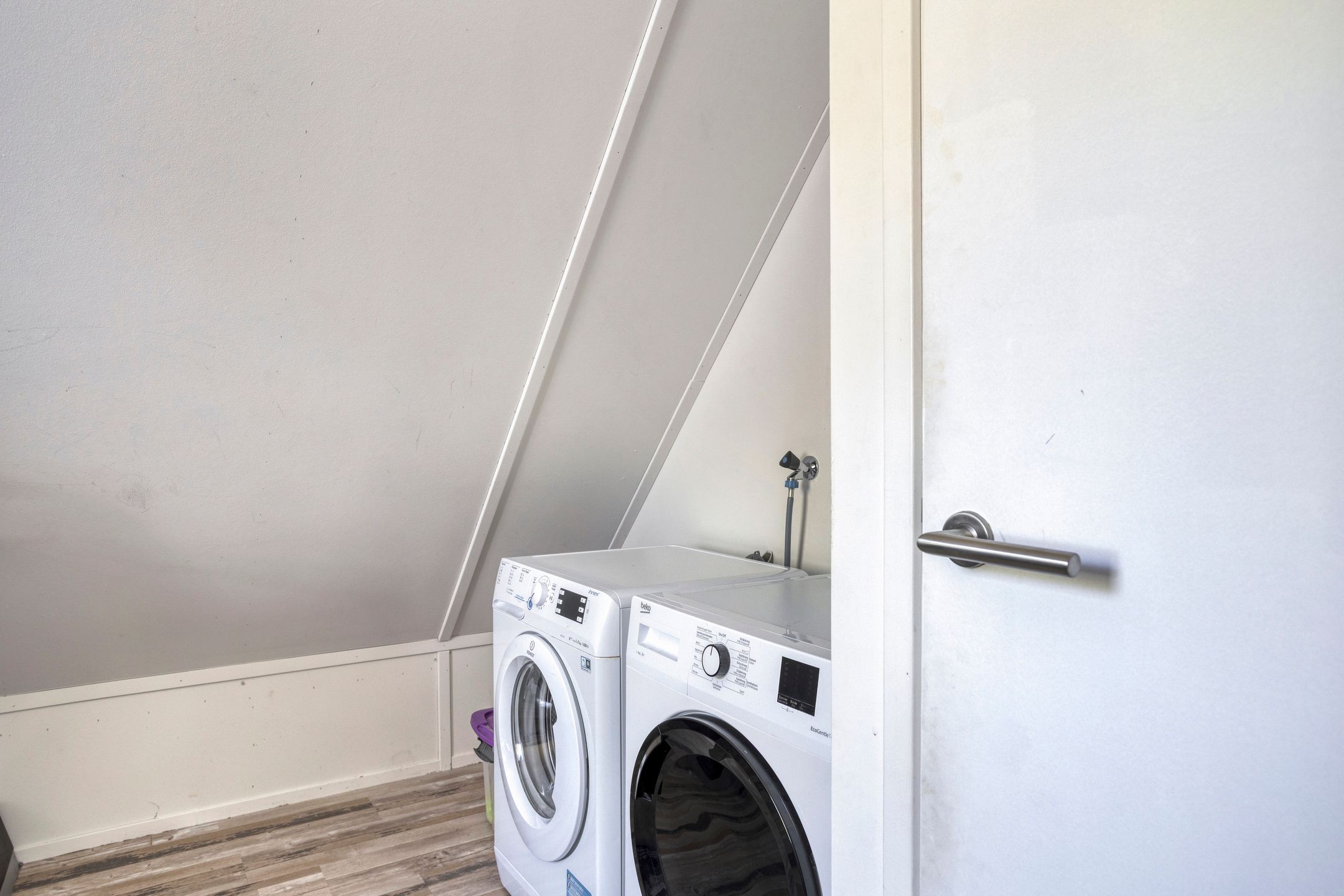 Photo 33 of Ensink 19