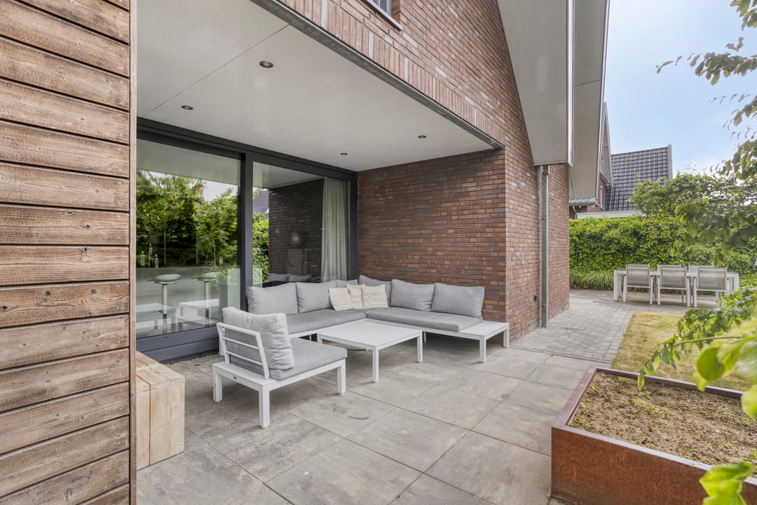 Photo 37 of Ensink 19