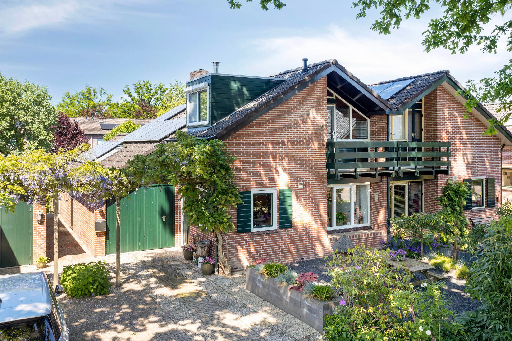 Foto 9 van Albert Hahnweg 222