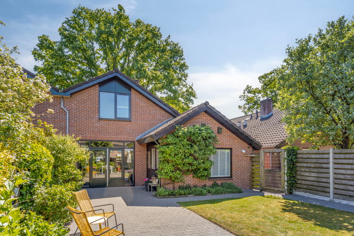 Foto 37 van Albert Hahnweg 222