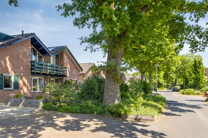 Foto 44 van Albert Hahnweg 222