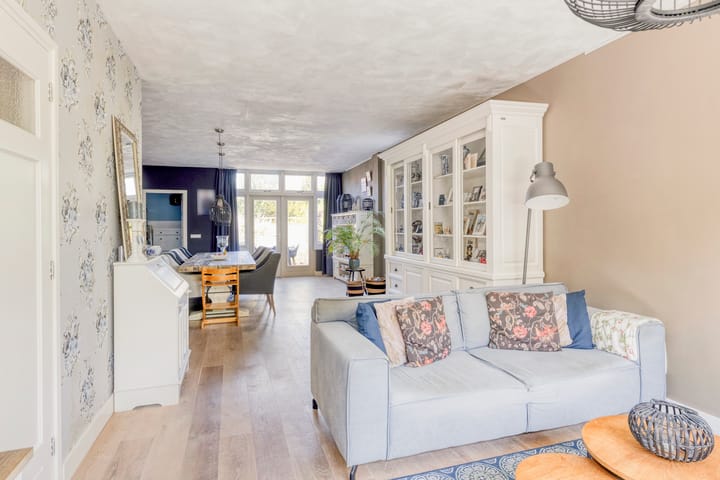 Foto 16 van Koninginnelaan 2