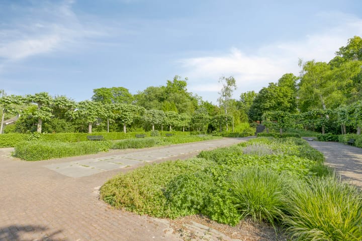 Foto 37 van Koninginnelaan 2