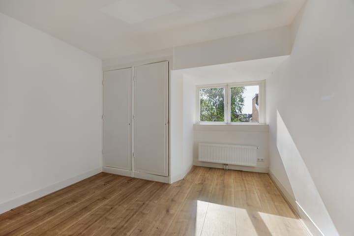 Foto 16 van Jan van den Bergstraat 26