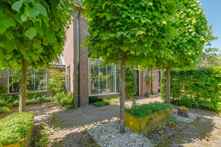 Photo 32 of Michiel de Ruyterstraat 38