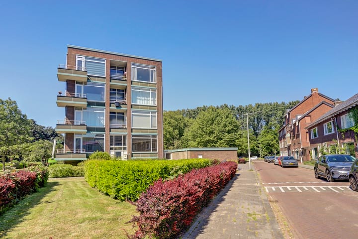 Foto 3 van Margrietstraat 2-4