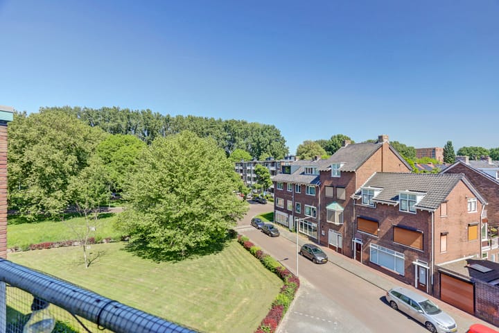 Foto 26 van Margrietstraat 2-4